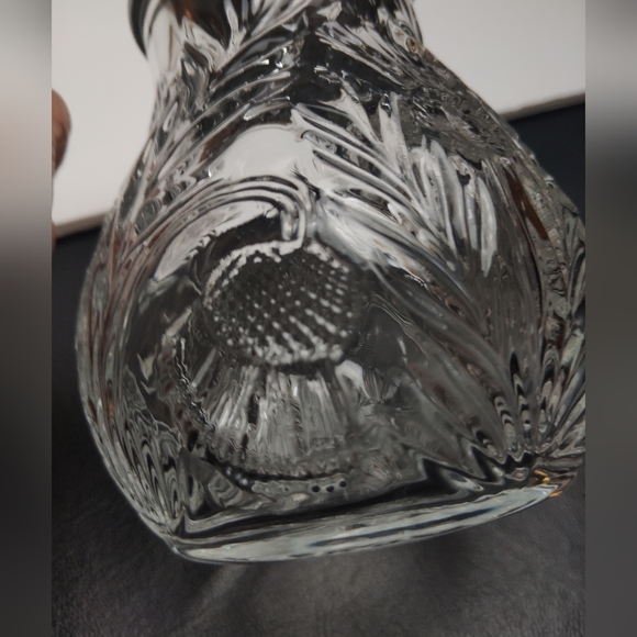 Crystal Cut Floral Leaf Pattern Glass Syrup Dispenser/ Pitcher with Lid - Picture 6 of 8